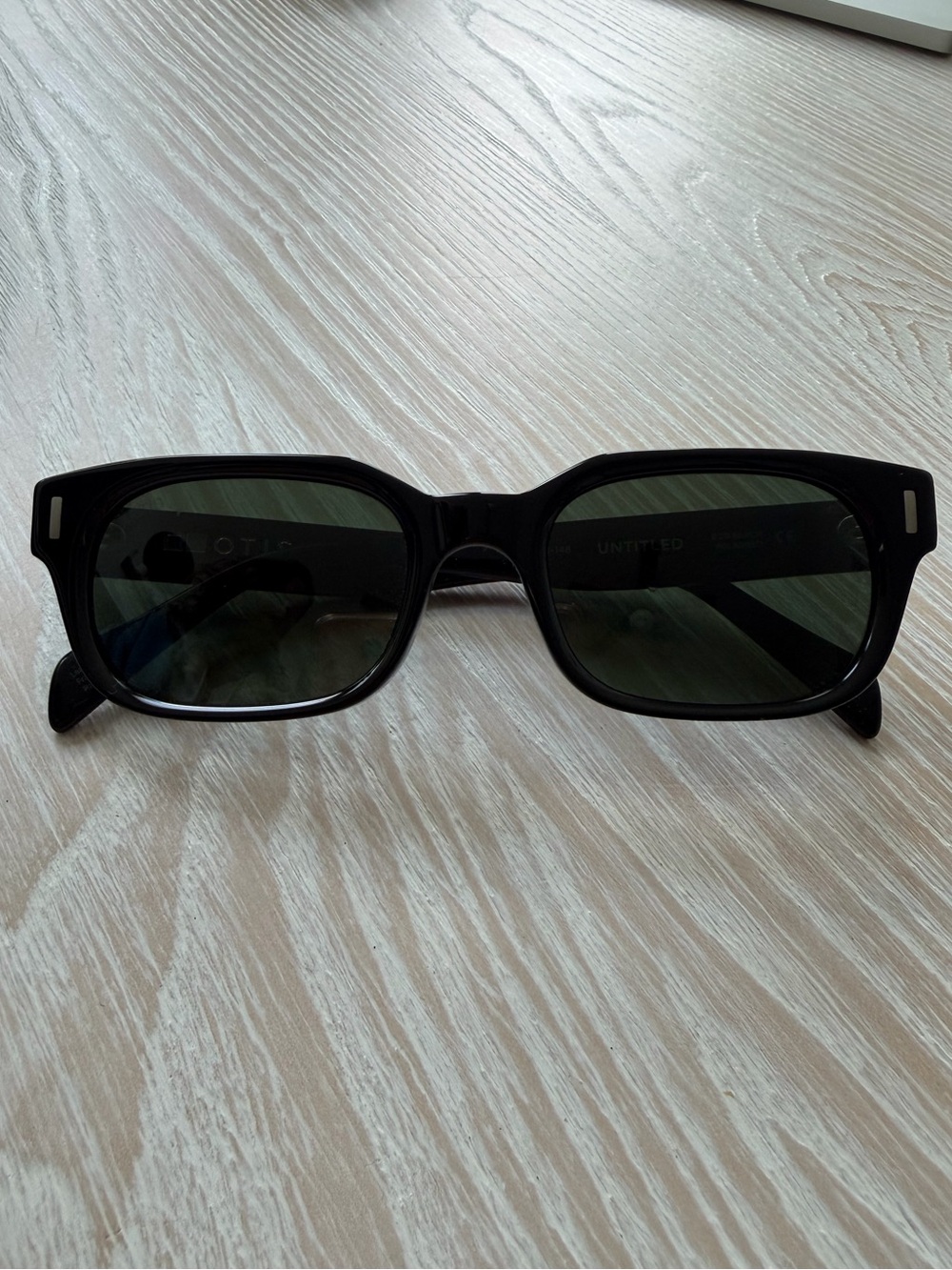 Black Otis Rectangular unisex Sunglasses with grey polar lenses